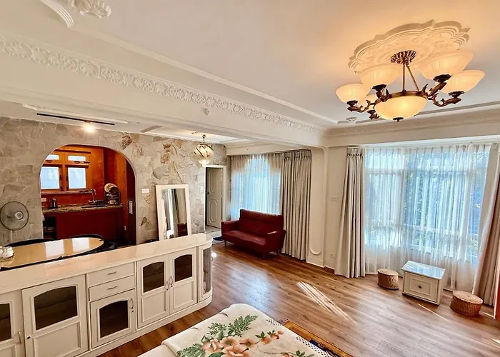 Apartment A La Mode *