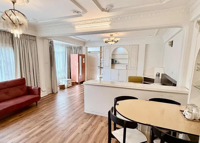 A La Mode Apartment